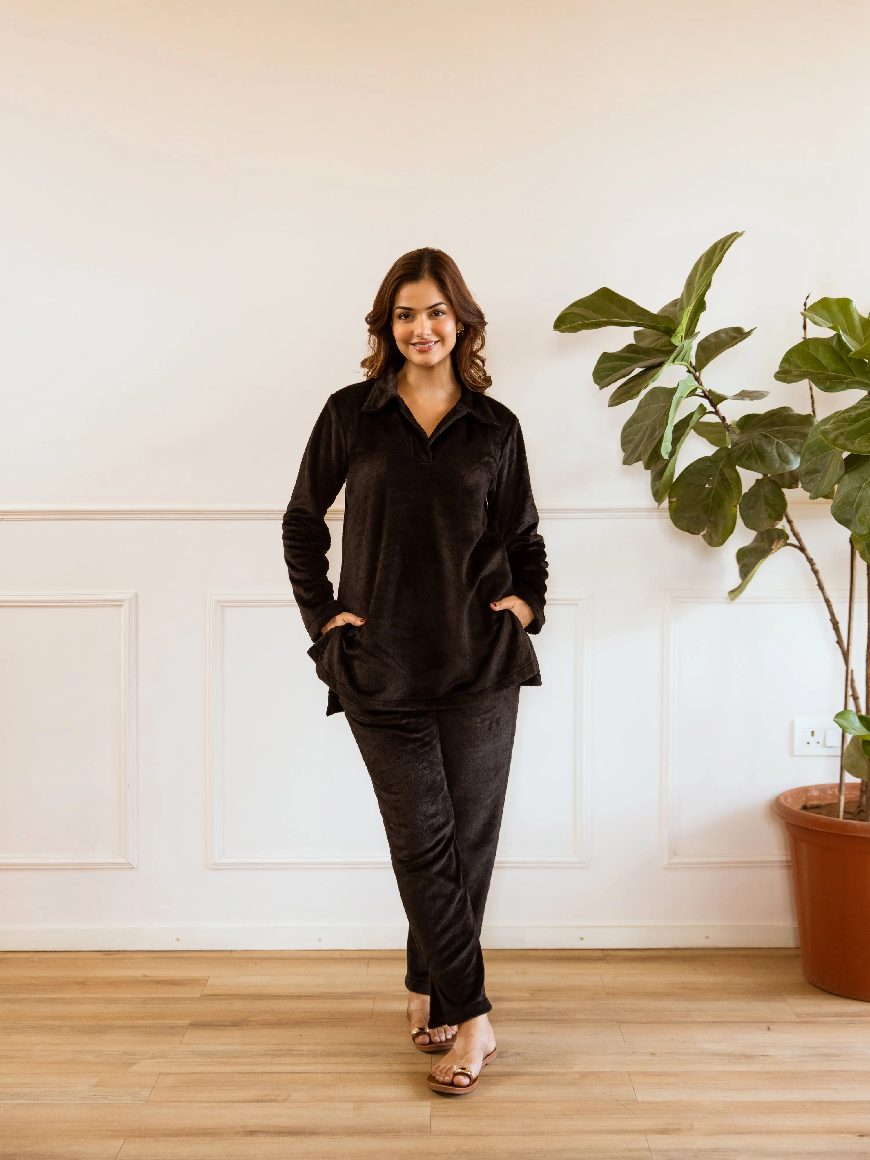 Black Super Soft Woollen Collar Set