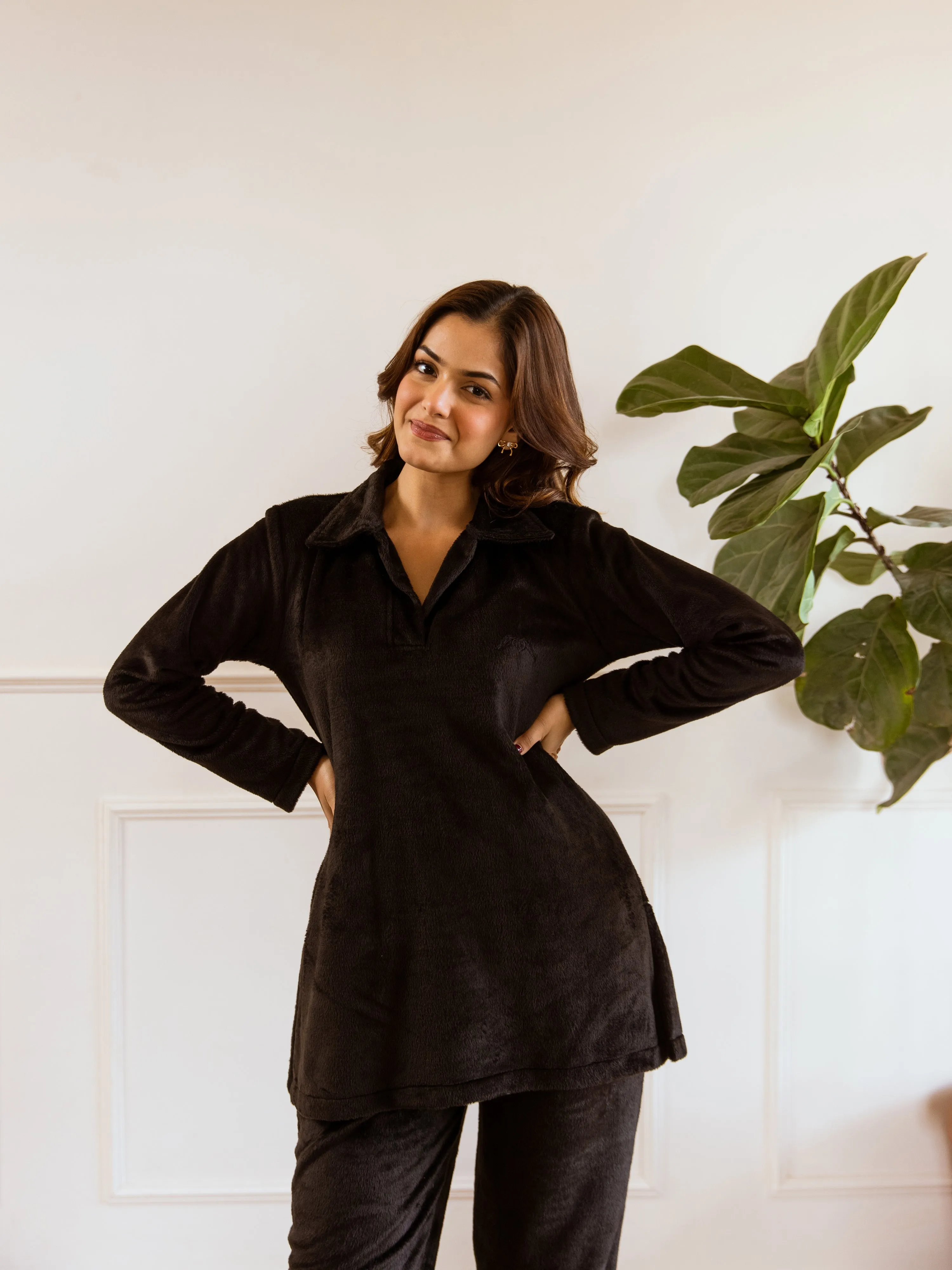 Black Super Soft Woollen Collar Set