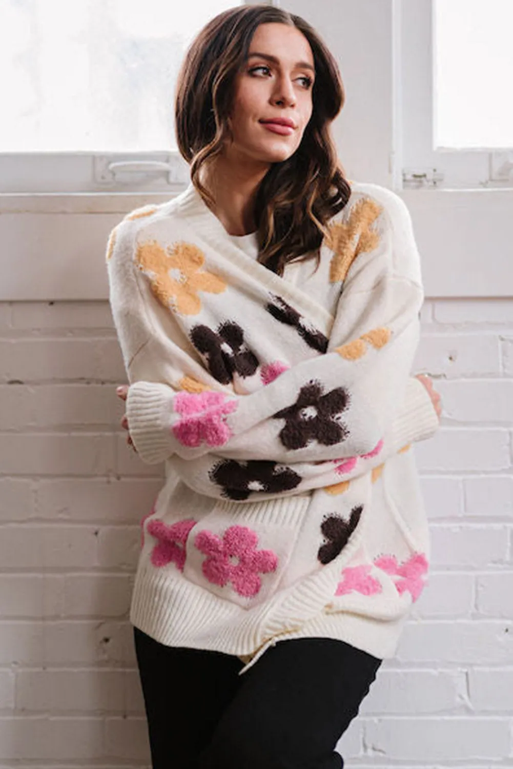 Bright White Flower Pattern Pocket Buttoned Cardigan