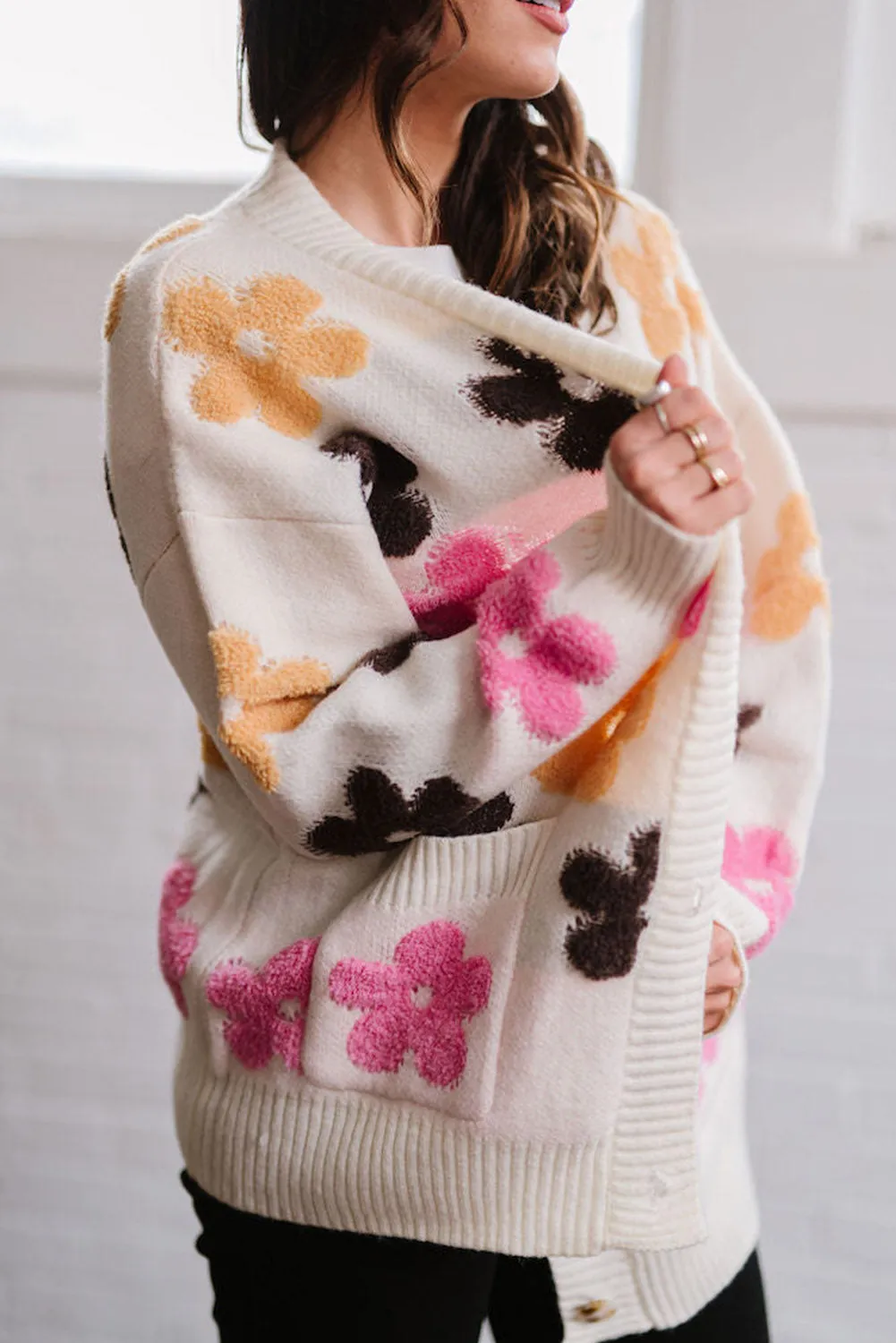 Bright White Flower Pattern Pocket Buttoned Cardigan