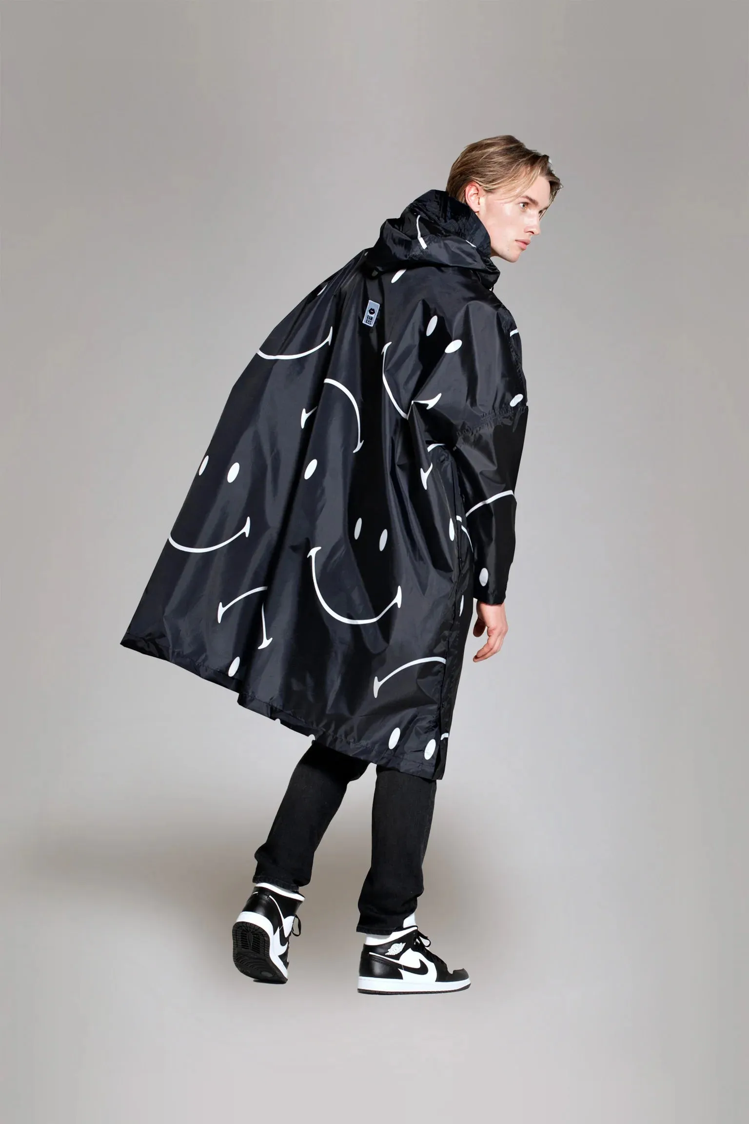 Classic Smile x Smiley Rain Poncho
