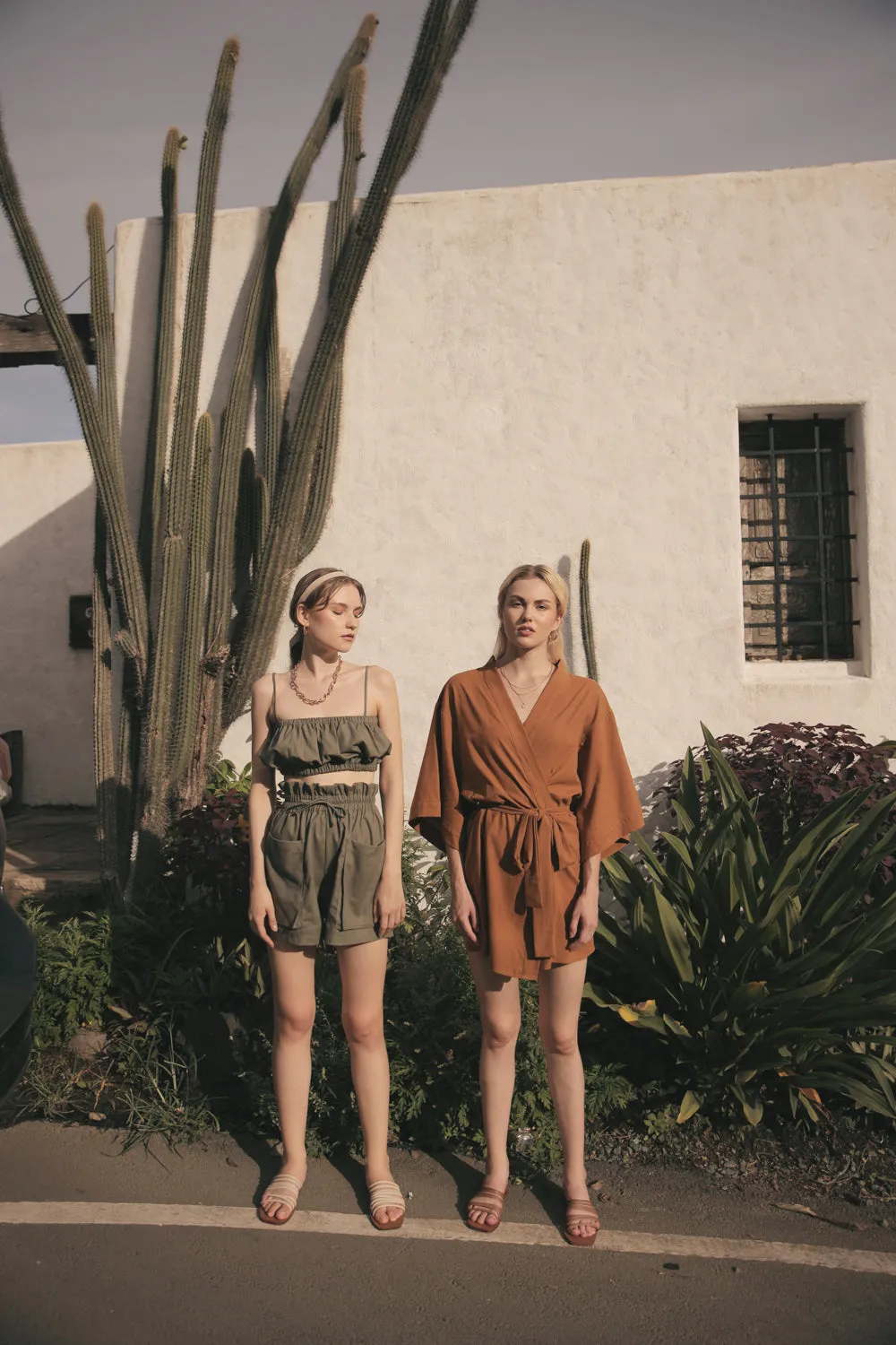CRETE Gathered Crop Top (Olive Linen)