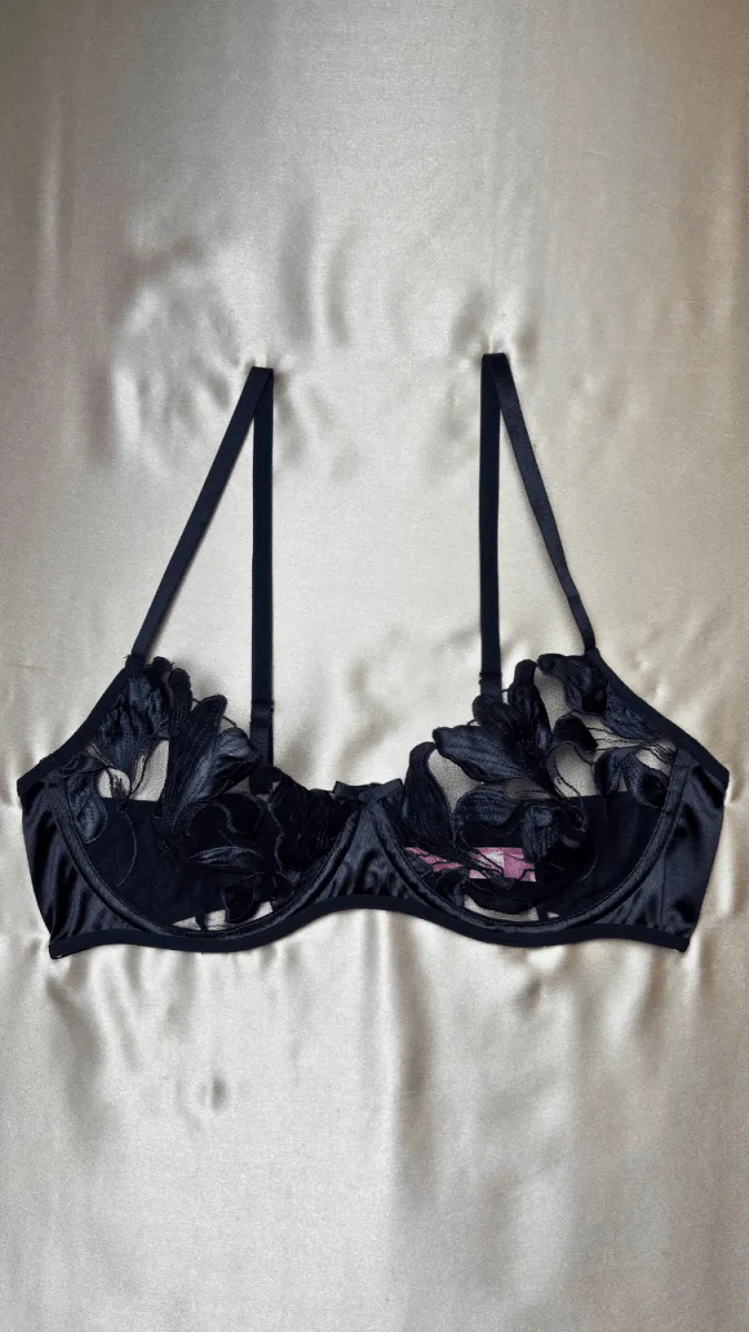 Elle Black Bra