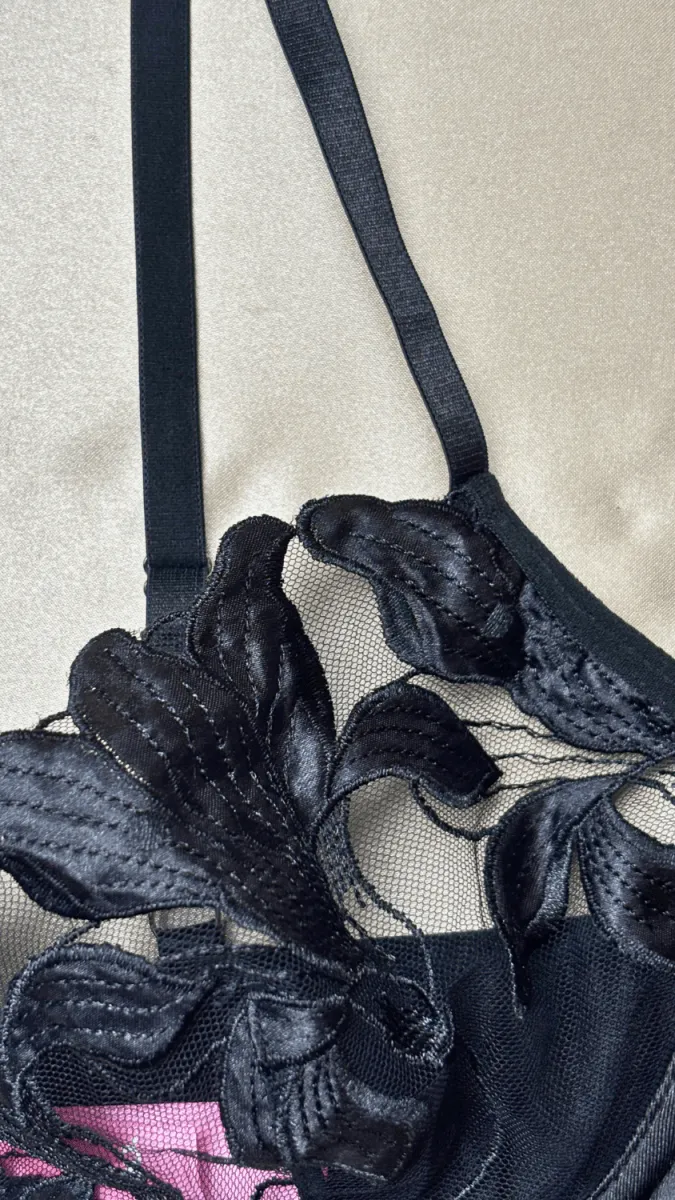 Elle Black Bra