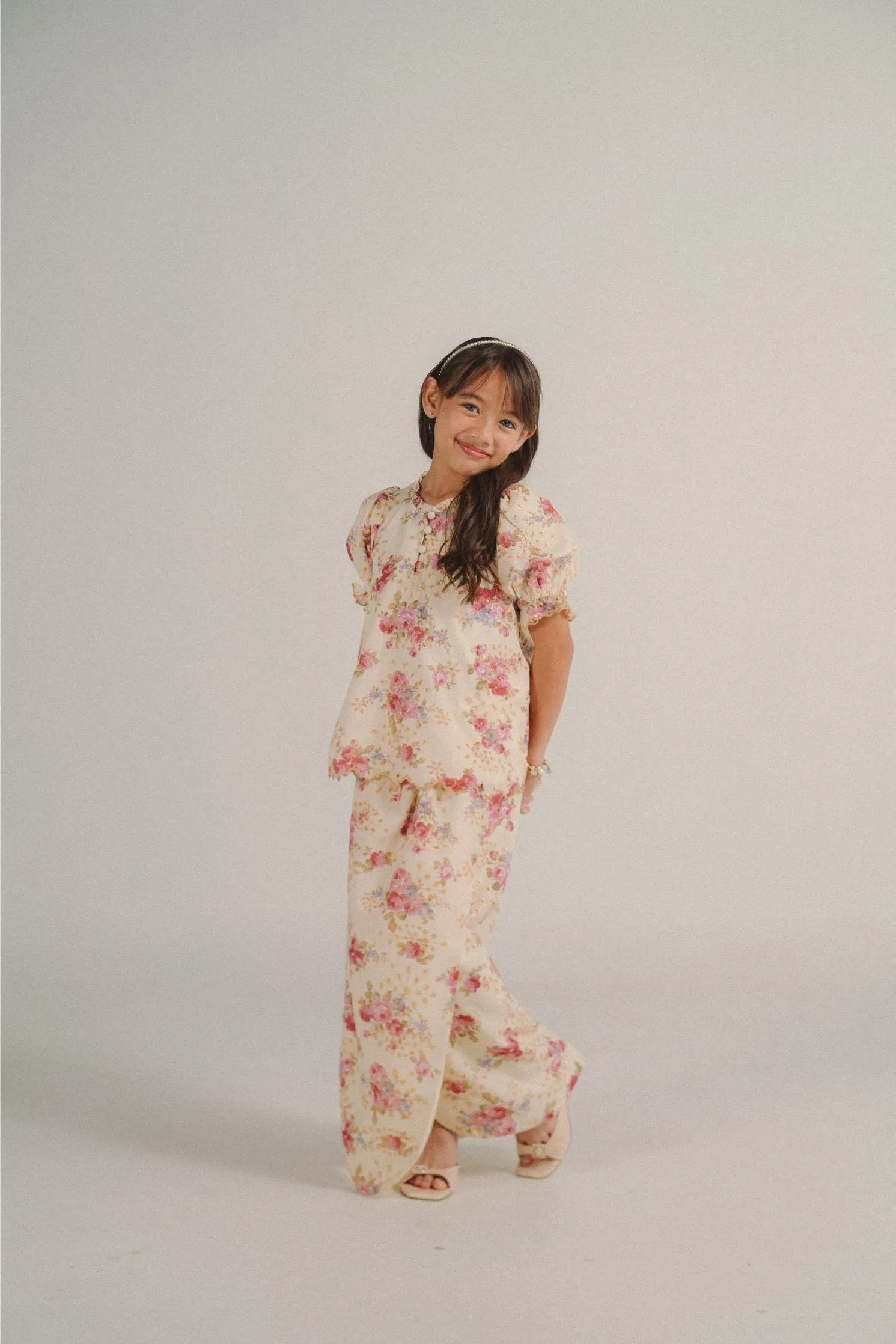 ESME KURUNG IN SPRING