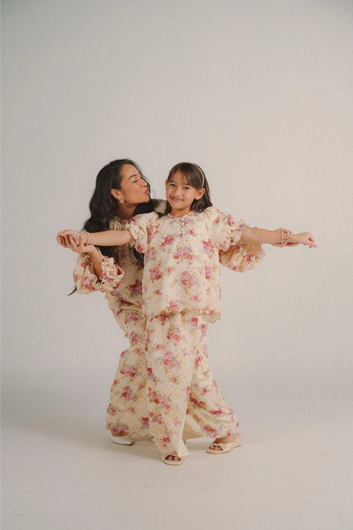 ESME KURUNG IN SPRING
