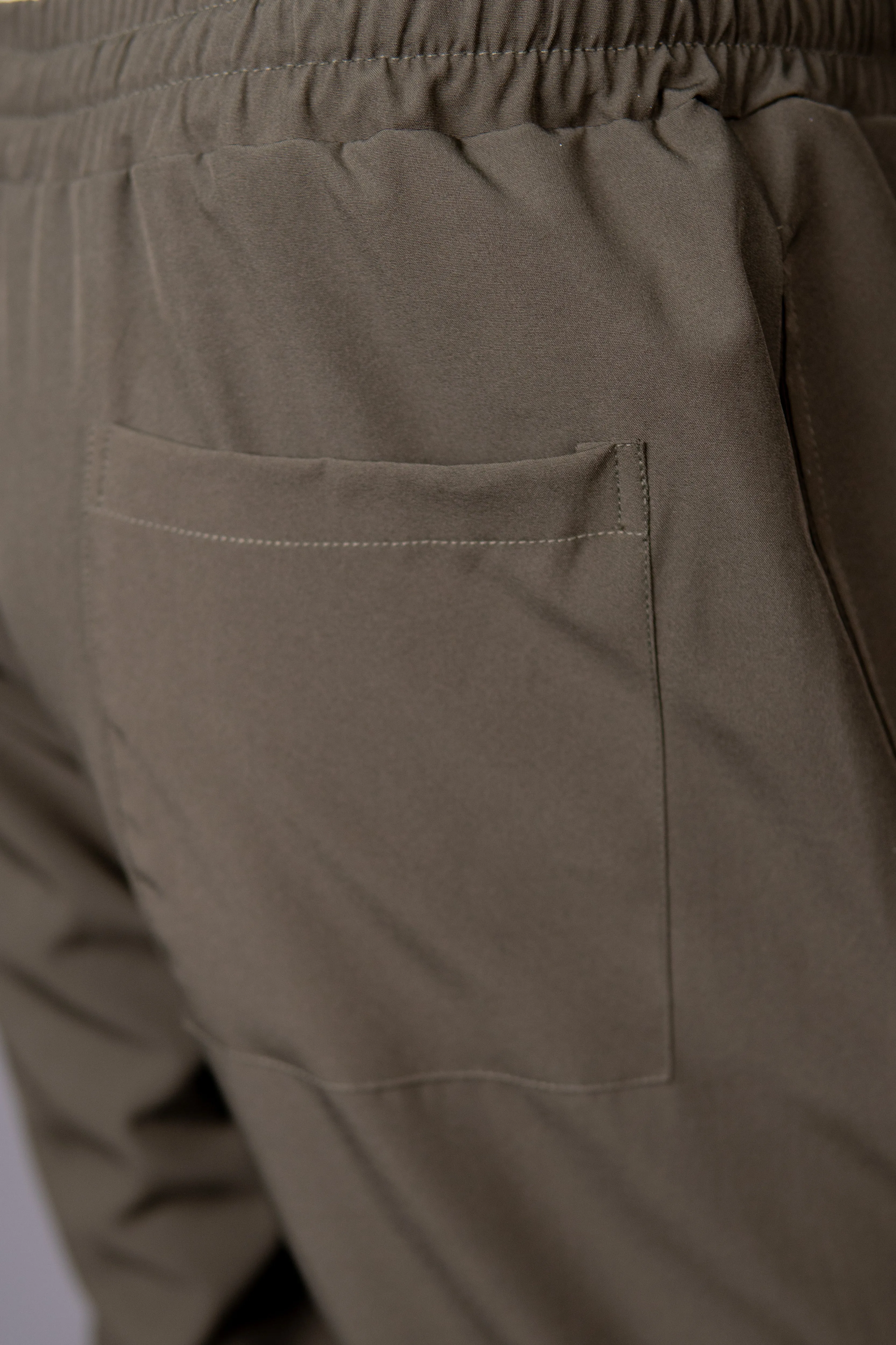 IVAR® Olive Lycra Pleated Stapered Pants