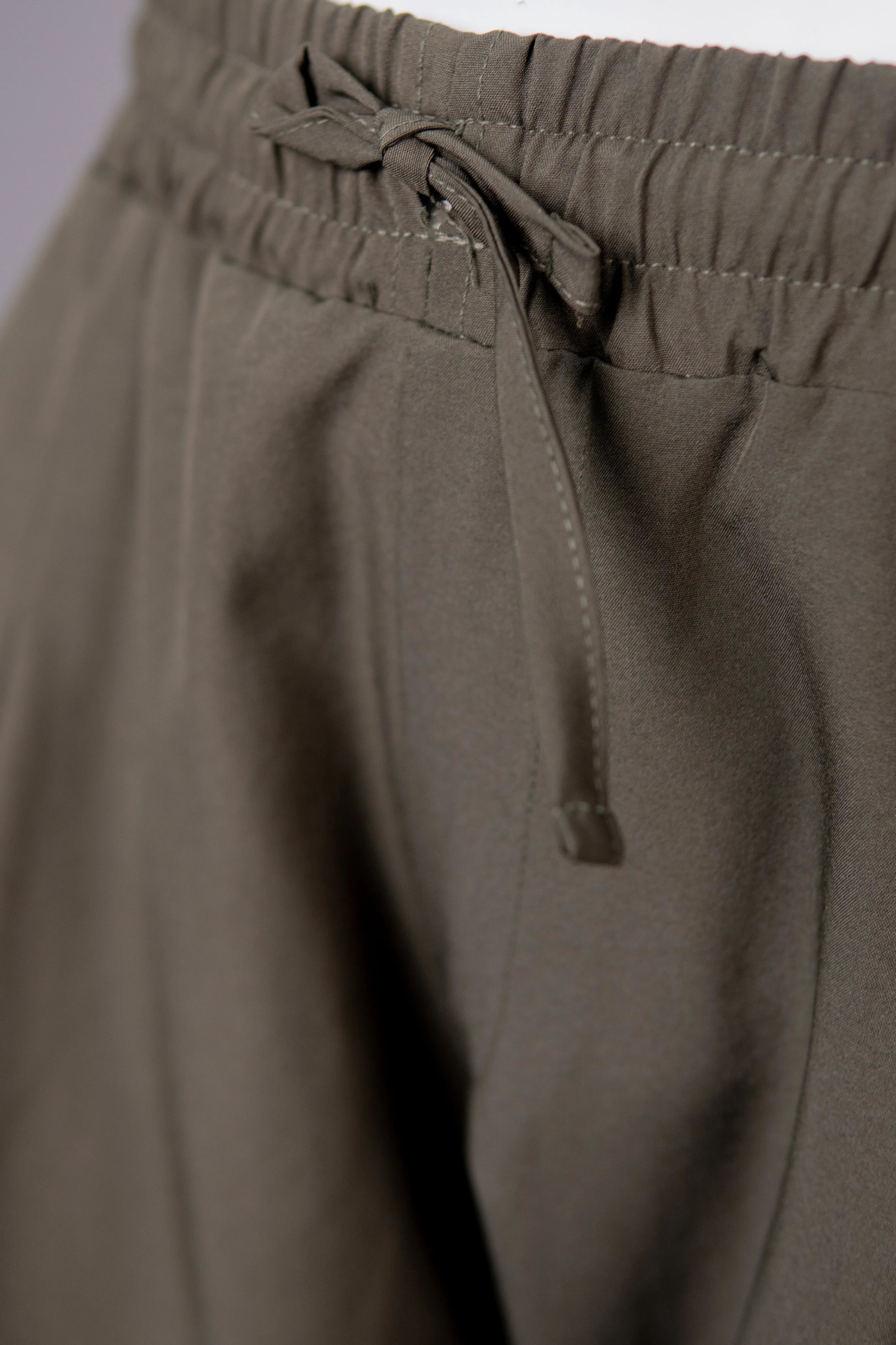 IVAR® Olive Lycra Pleated Stapered Pants