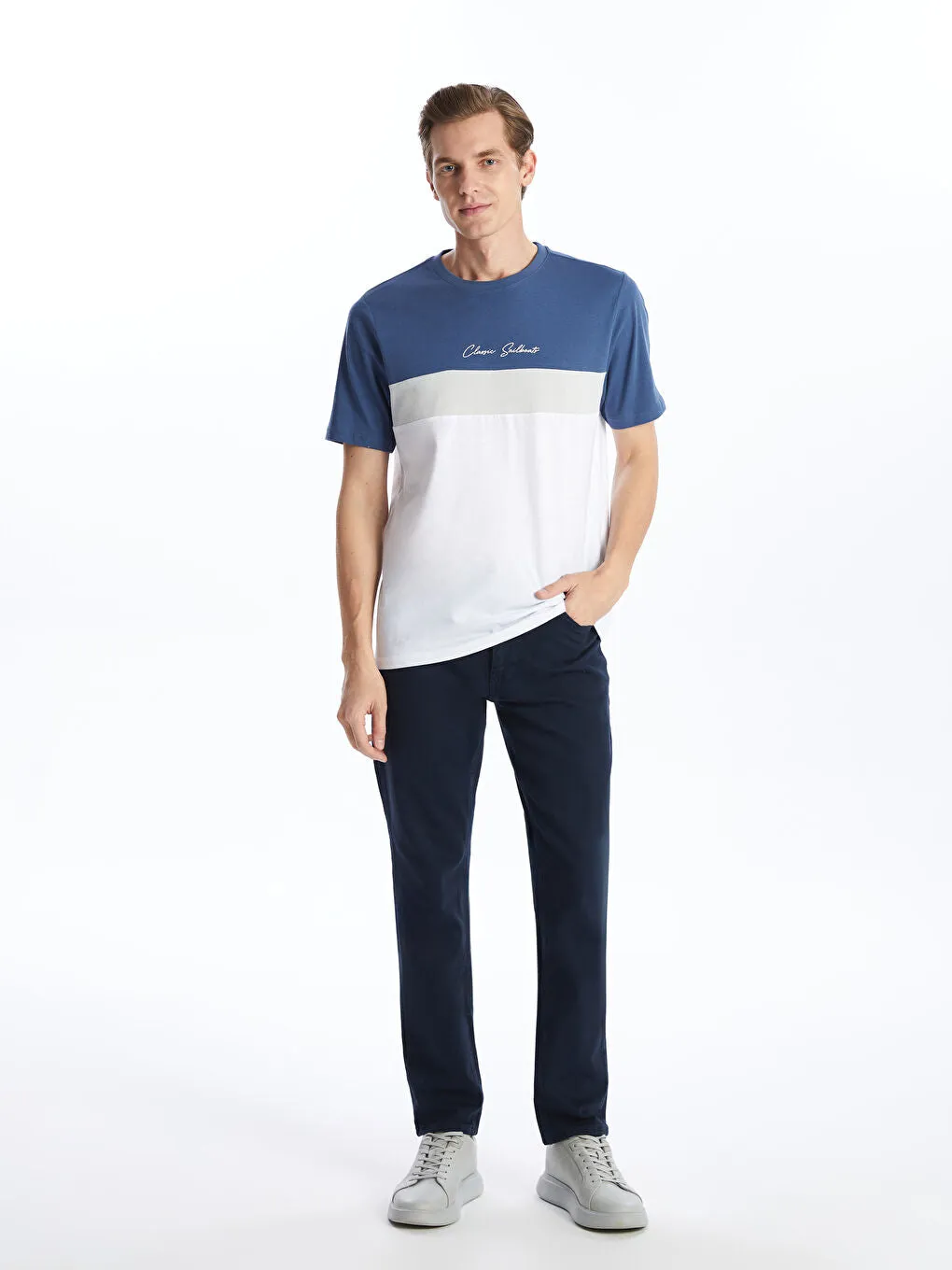 LCWAIKIKI Classic White Crew Neck Short Sleeve Color Block Men T-Shirt