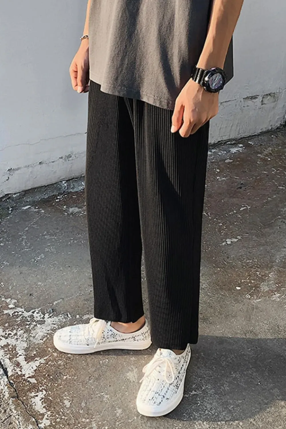 Loose Pleated Style Long Men Pants