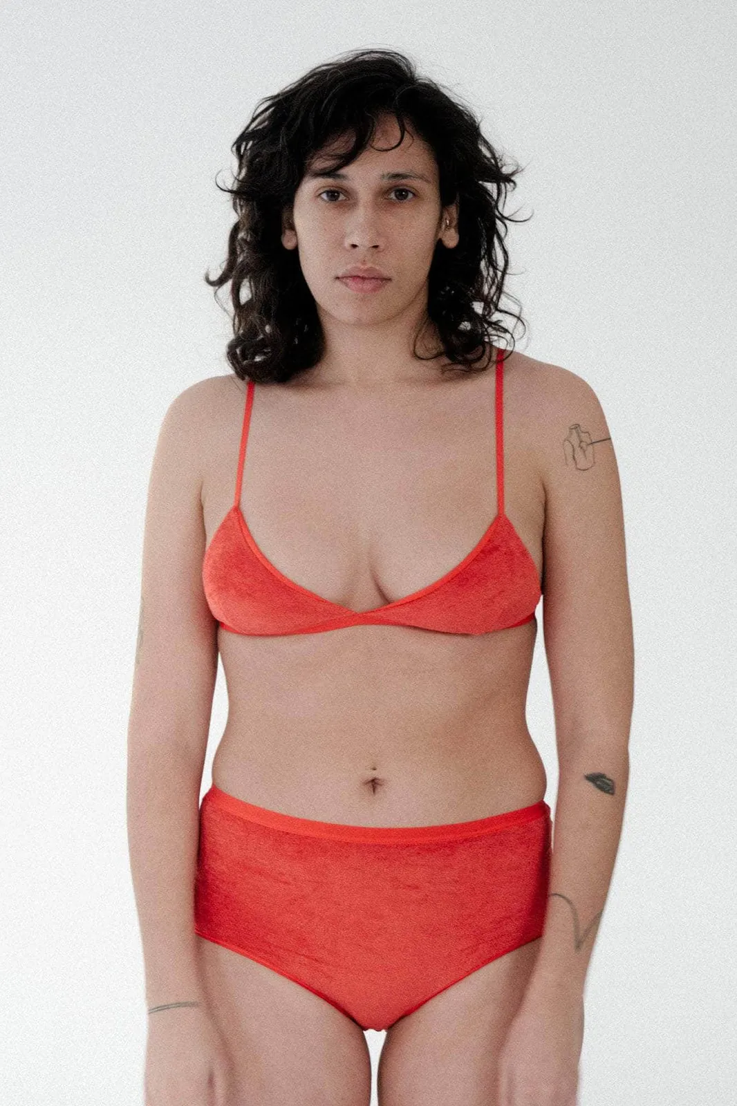 Mississippi Bra in Mino Red Ecovero Velour