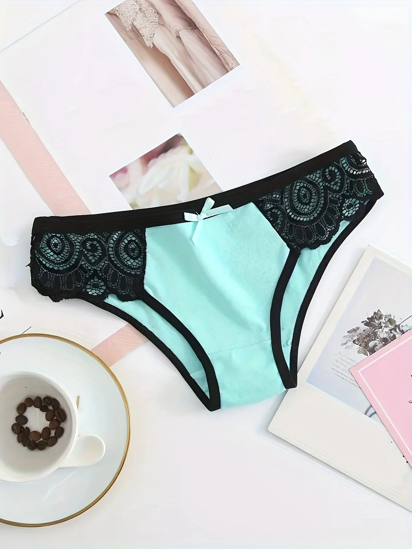 Seamless Low Waist Women's Daily Sports Underwear - 12PCS Triangle Pants with Lace Bow