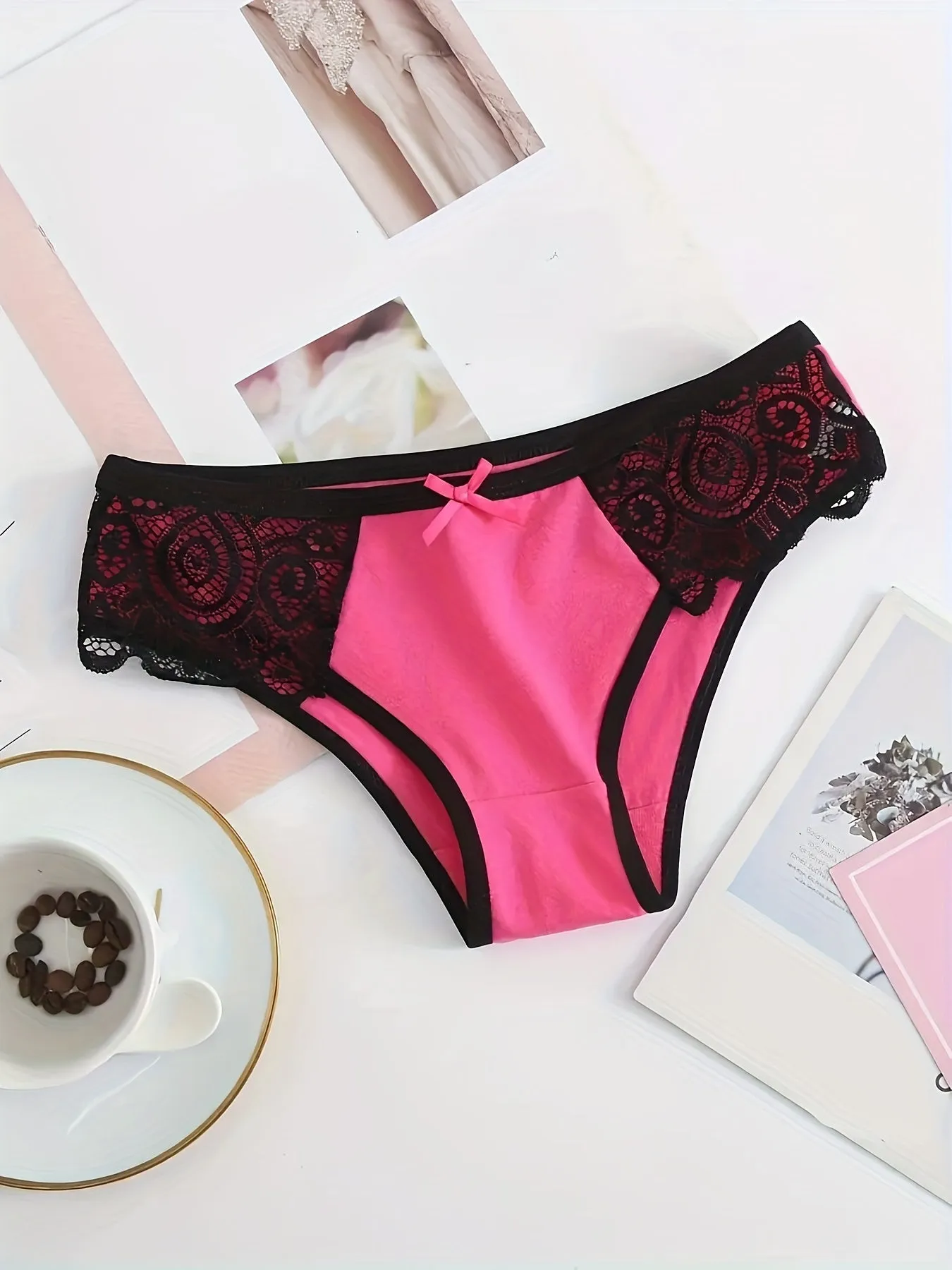 Seamless Low Waist Women's Daily Sports Underwear - 12PCS Triangle Pants with Lace Bow