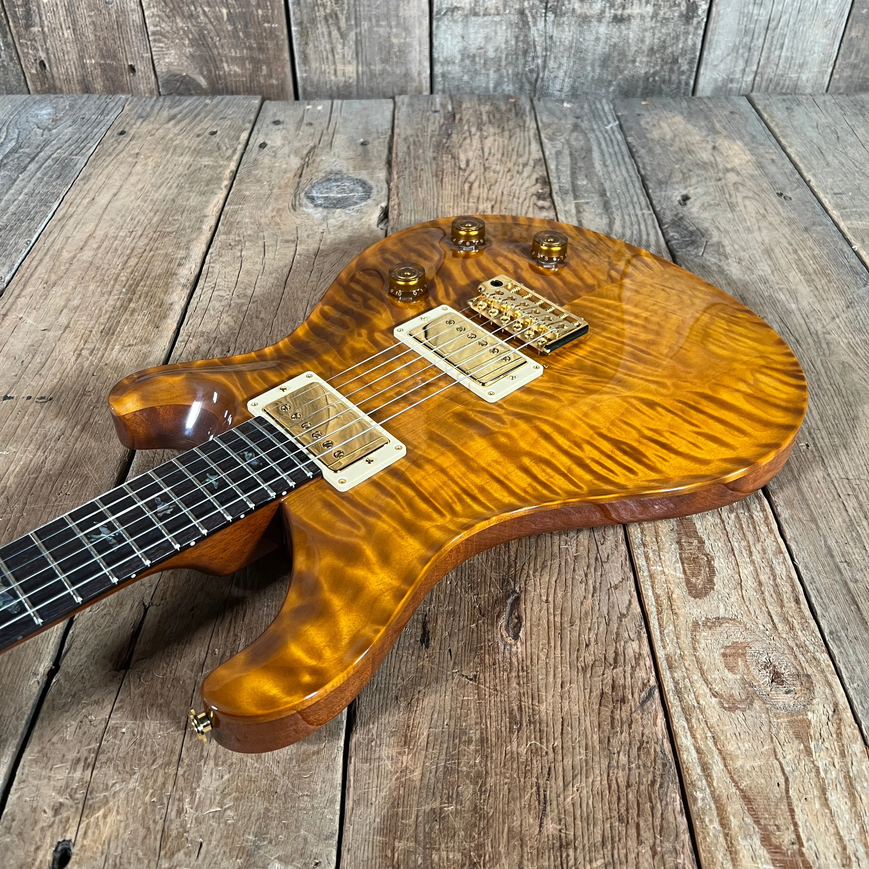 SOLD - PRS Custom 22 Artist Quilt Dragon Pickups Gold Hardware wide thin 2001 Violin Amber