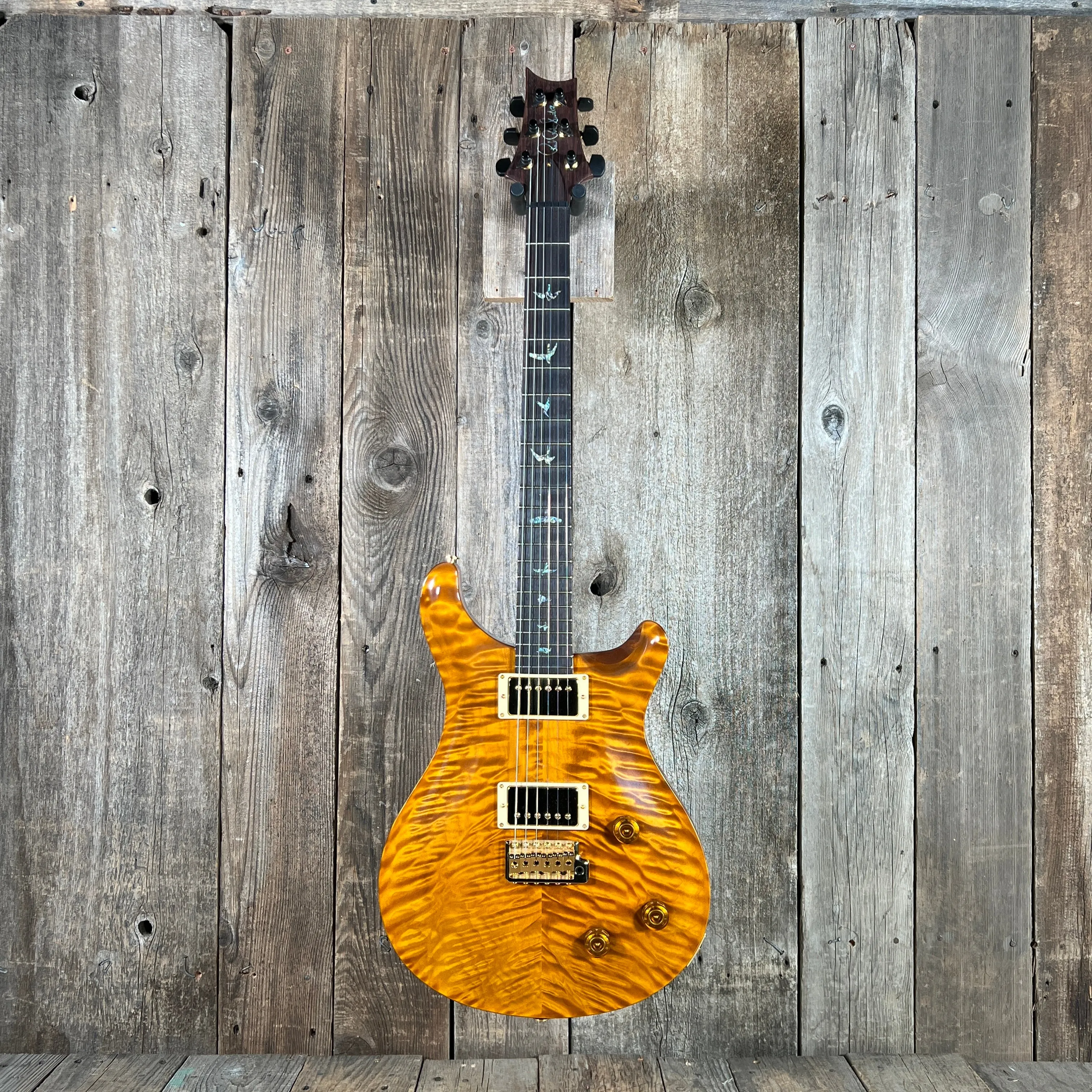 SOLD - PRS Custom 22 Artist Quilt Dragon Pickups Gold Hardware wide thin 2001 Violin Amber