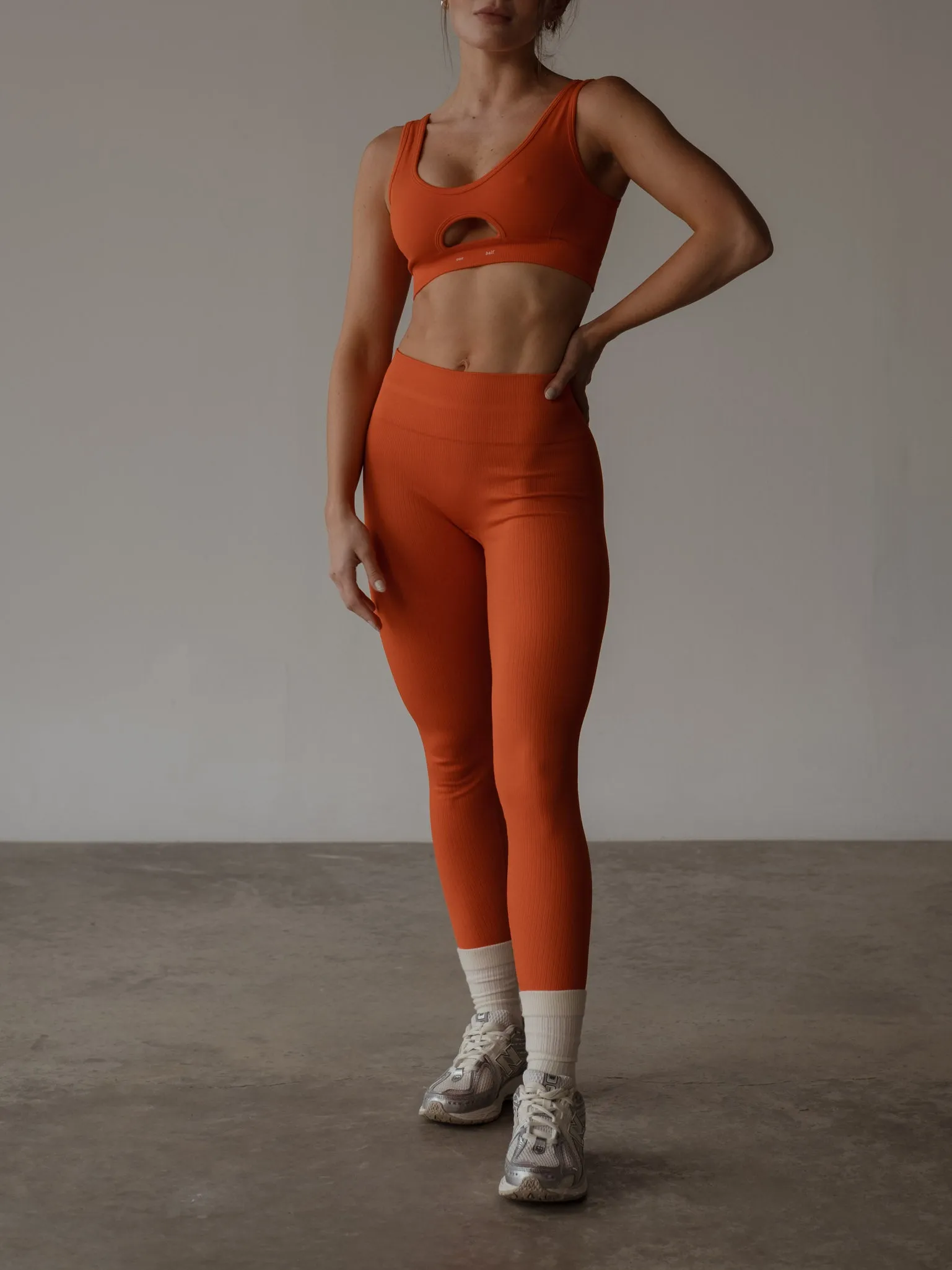 STEP SEAMLESS TOP  - BRIGHT ORANGE