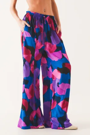 Wide leg pants in purple floral