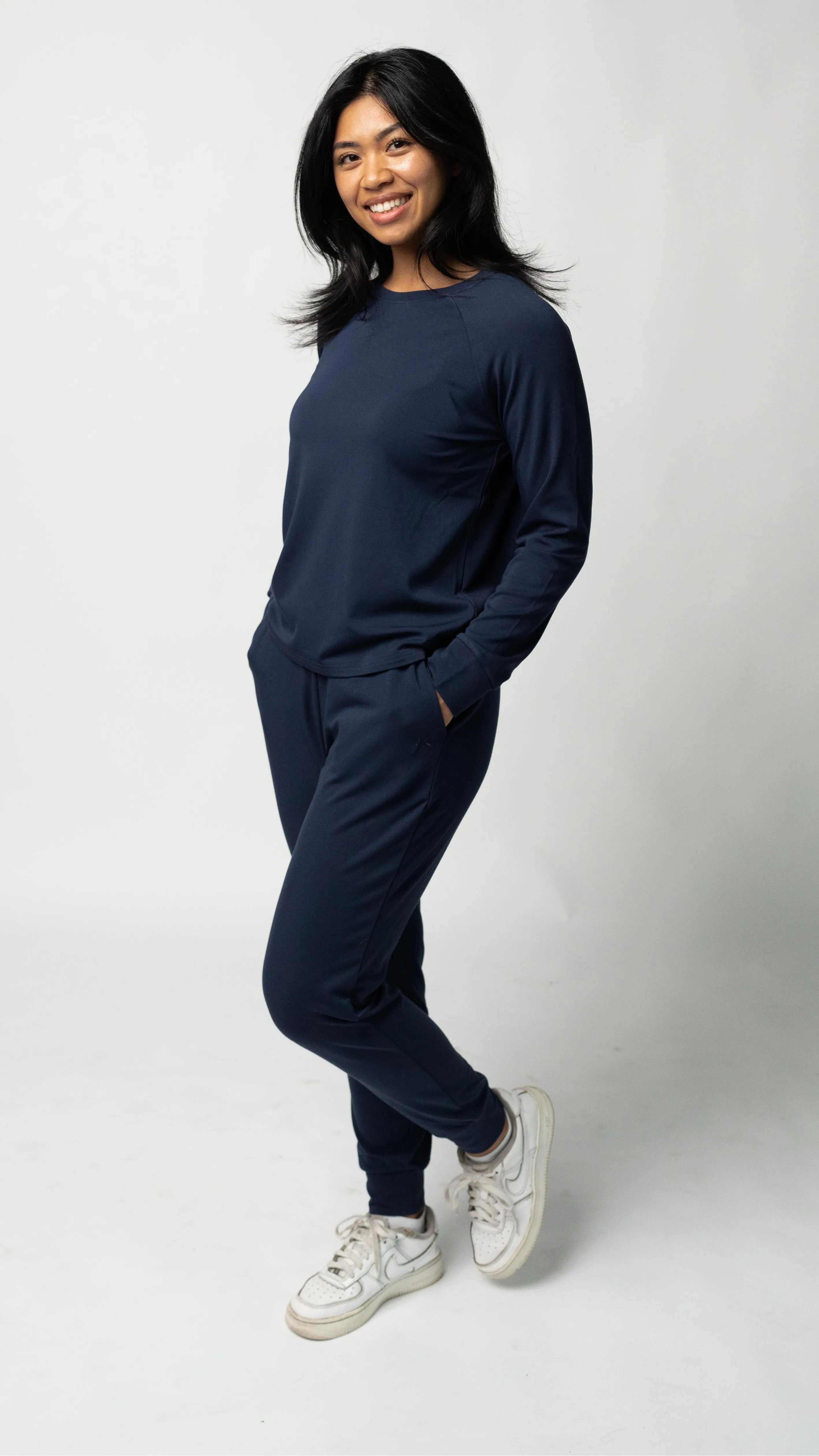 Women's Plain Bamboo Jogger & Pullover Set - Deep Sea