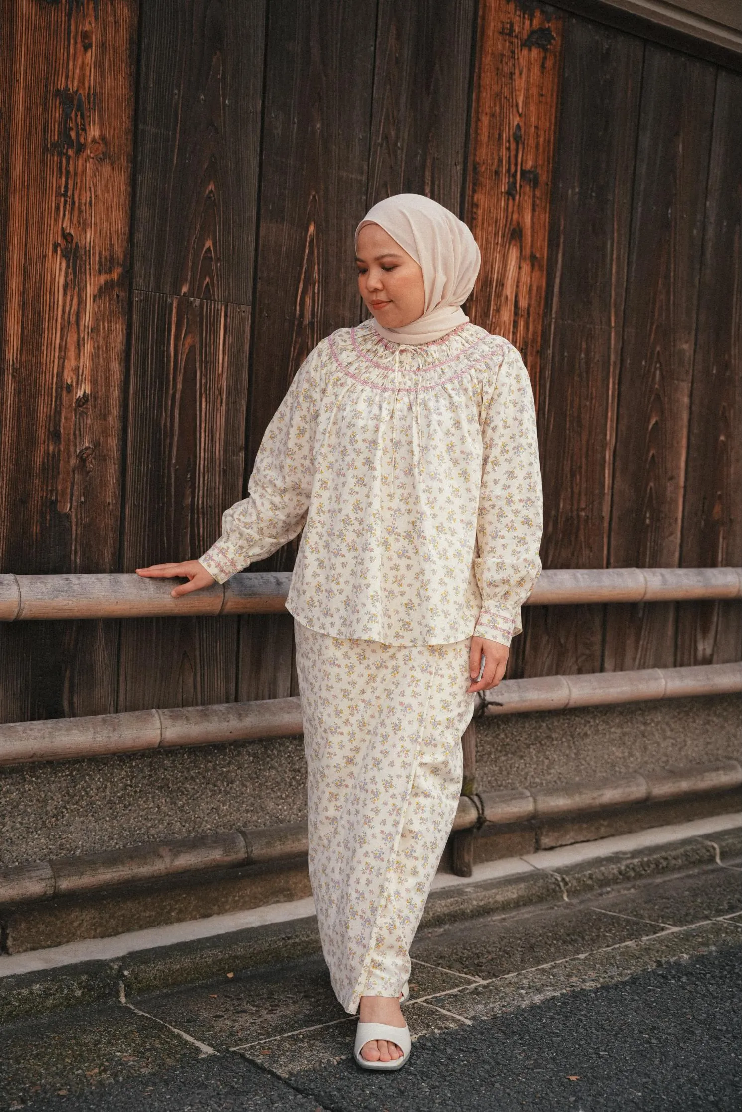 YASMINE KURUNG IN EVER AFTER